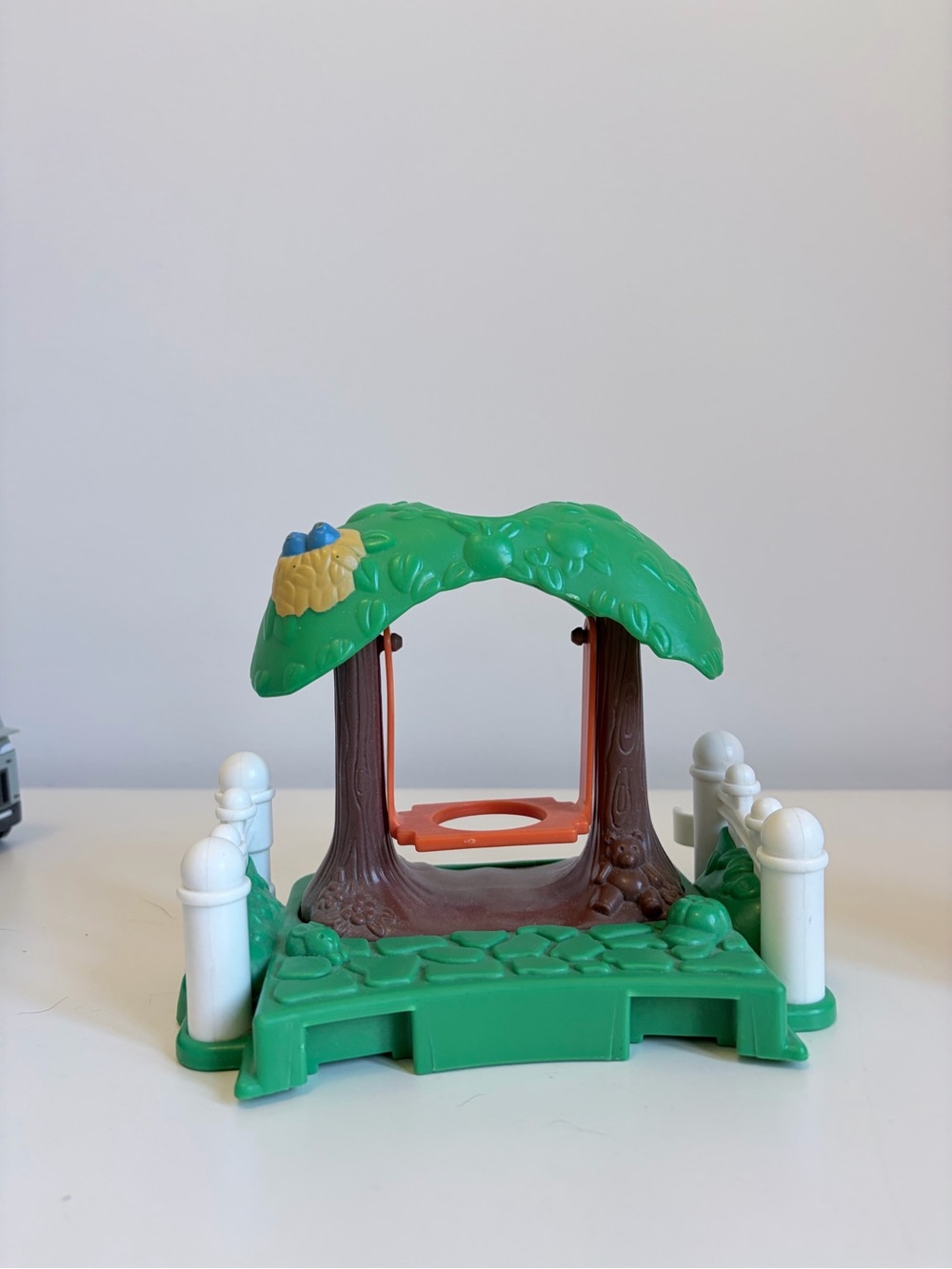 Fisher Price Little People 2004 Swing Structure